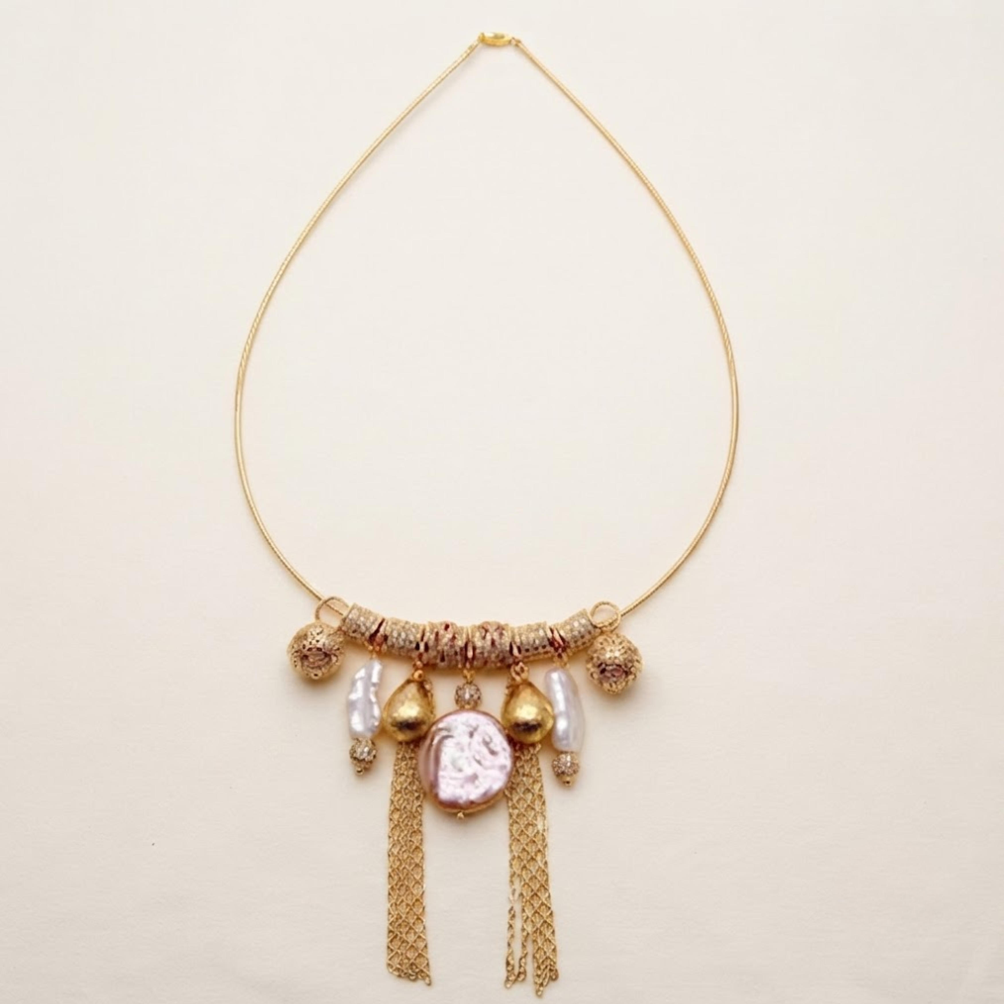 Collana choker Eudora con perle a moneta viola coltivate