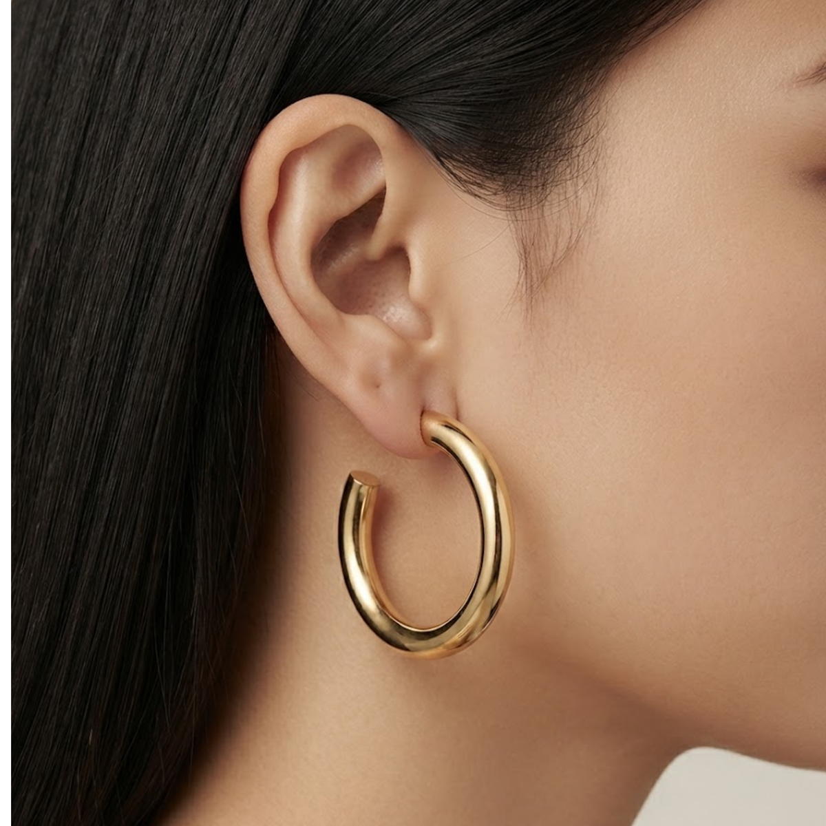 Célivane Statement Hoops