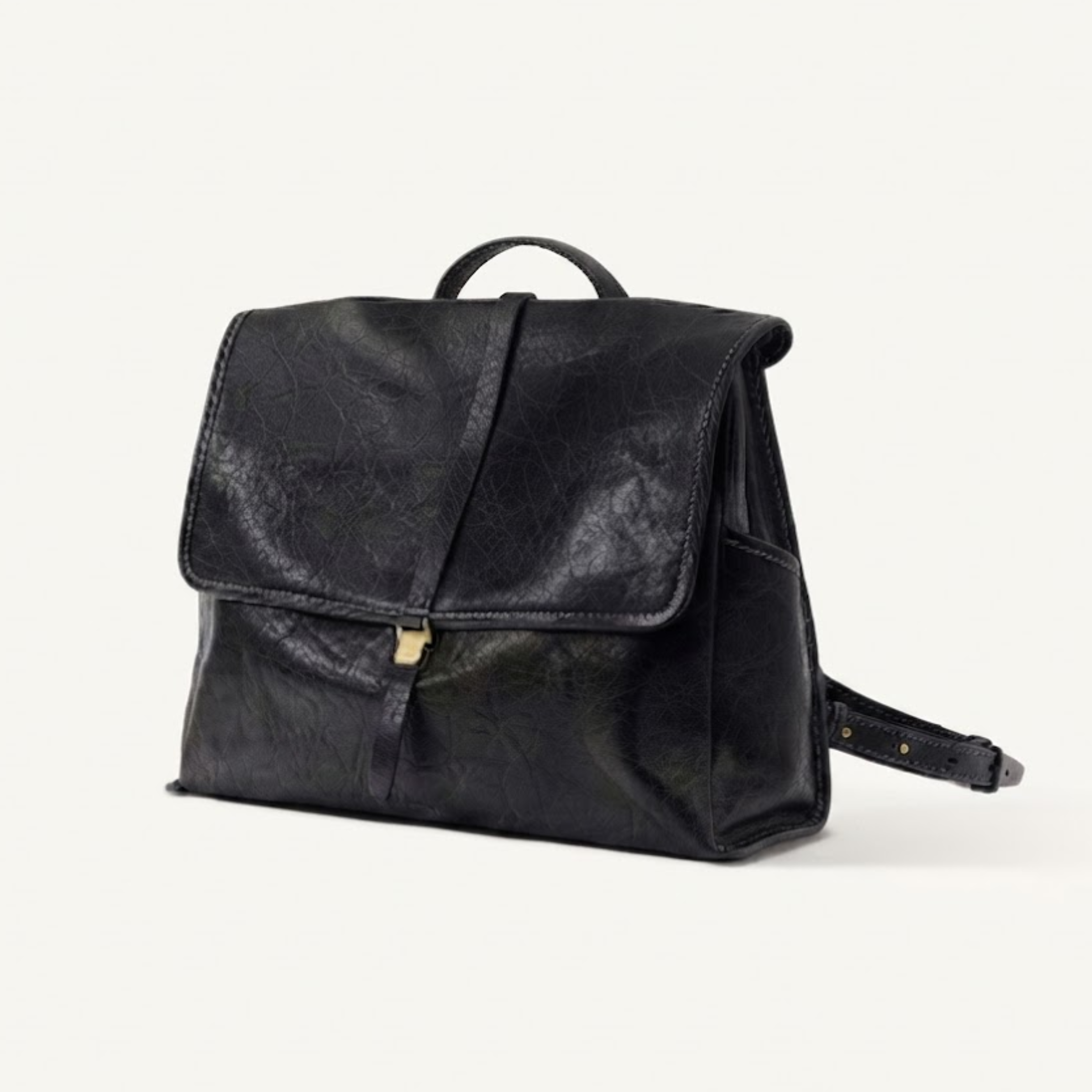 Sac à dos à rabat classique en cuir noir Morgana