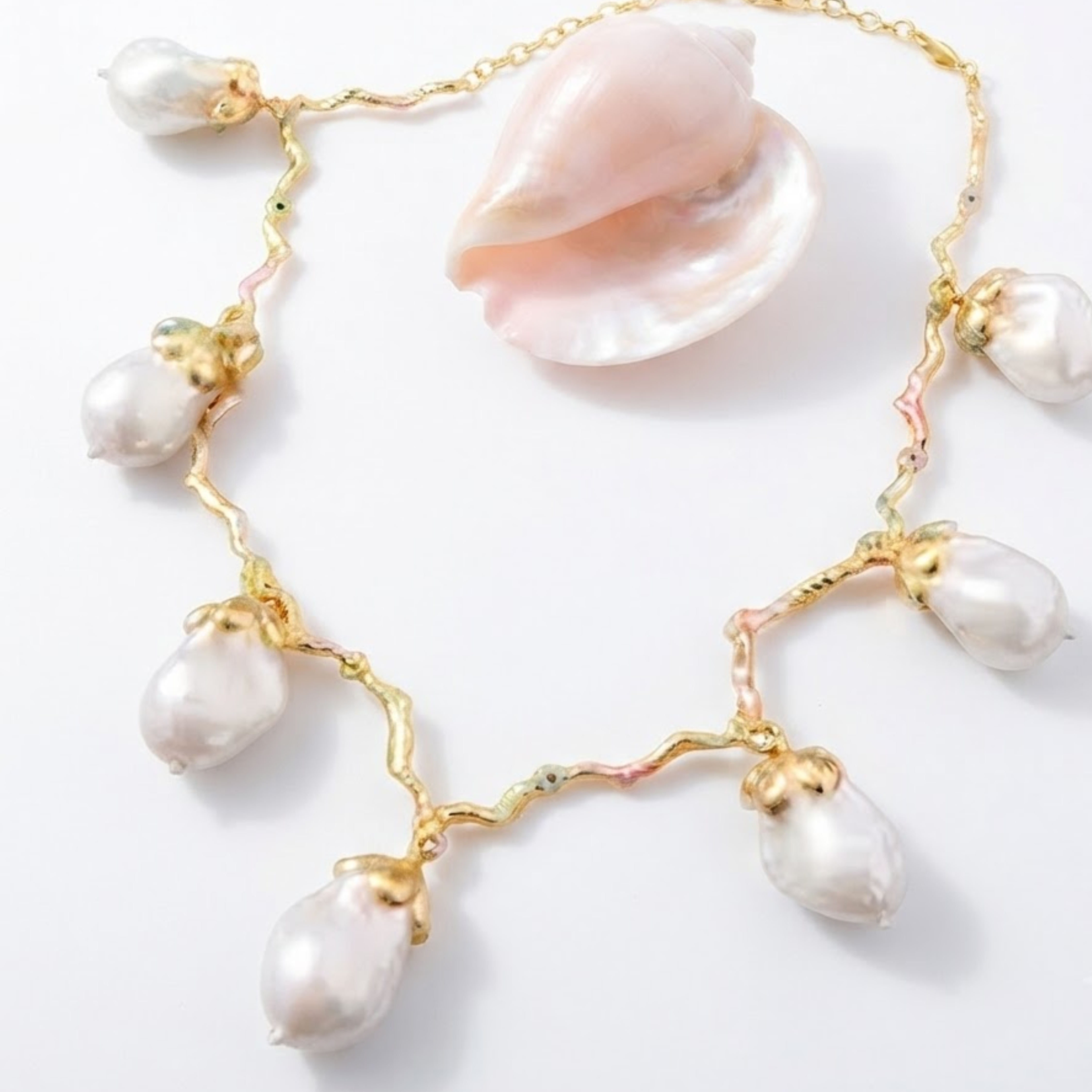 Collana Asteria con maglie e perle a conchiglia marina