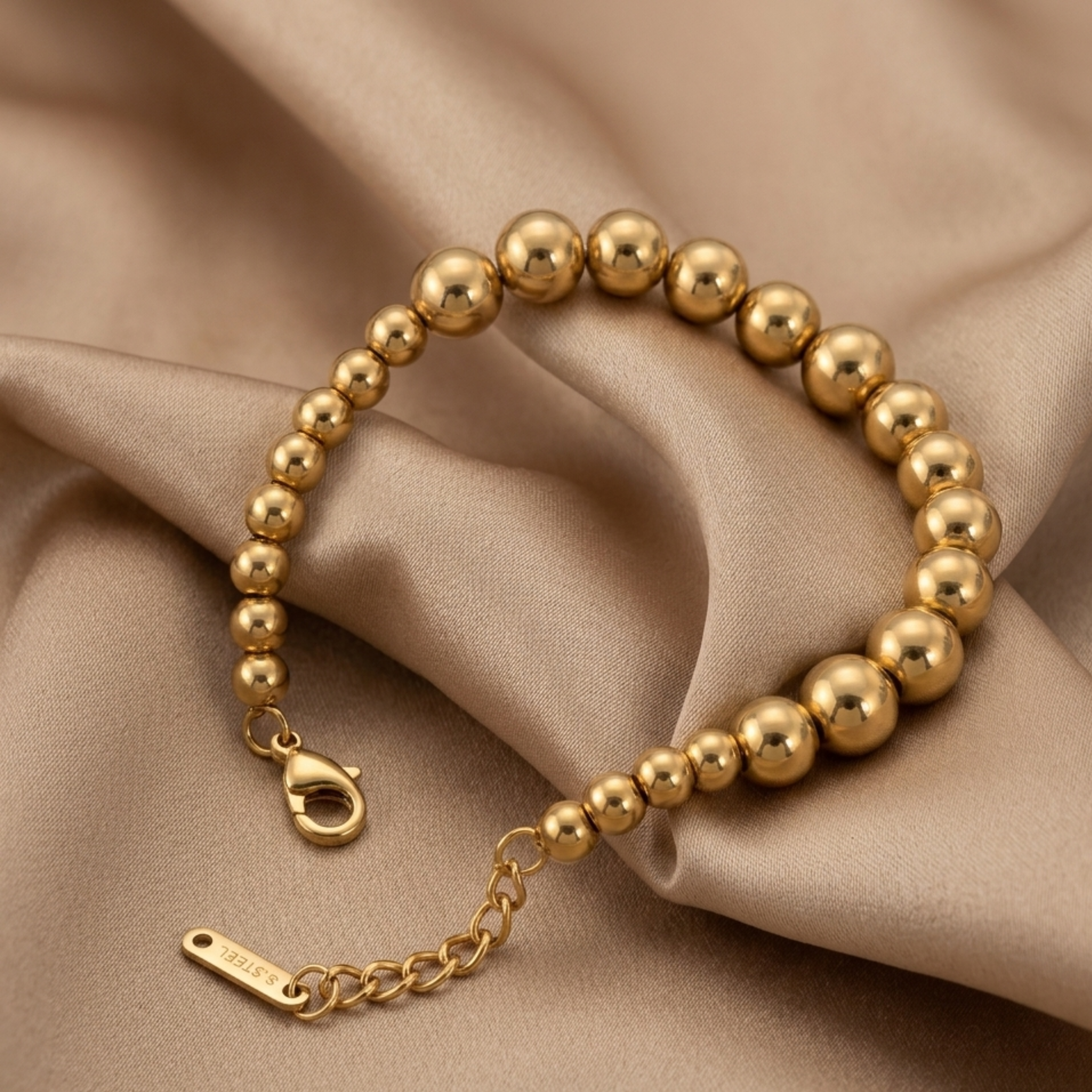 Calira Golden Sphere Bracelet