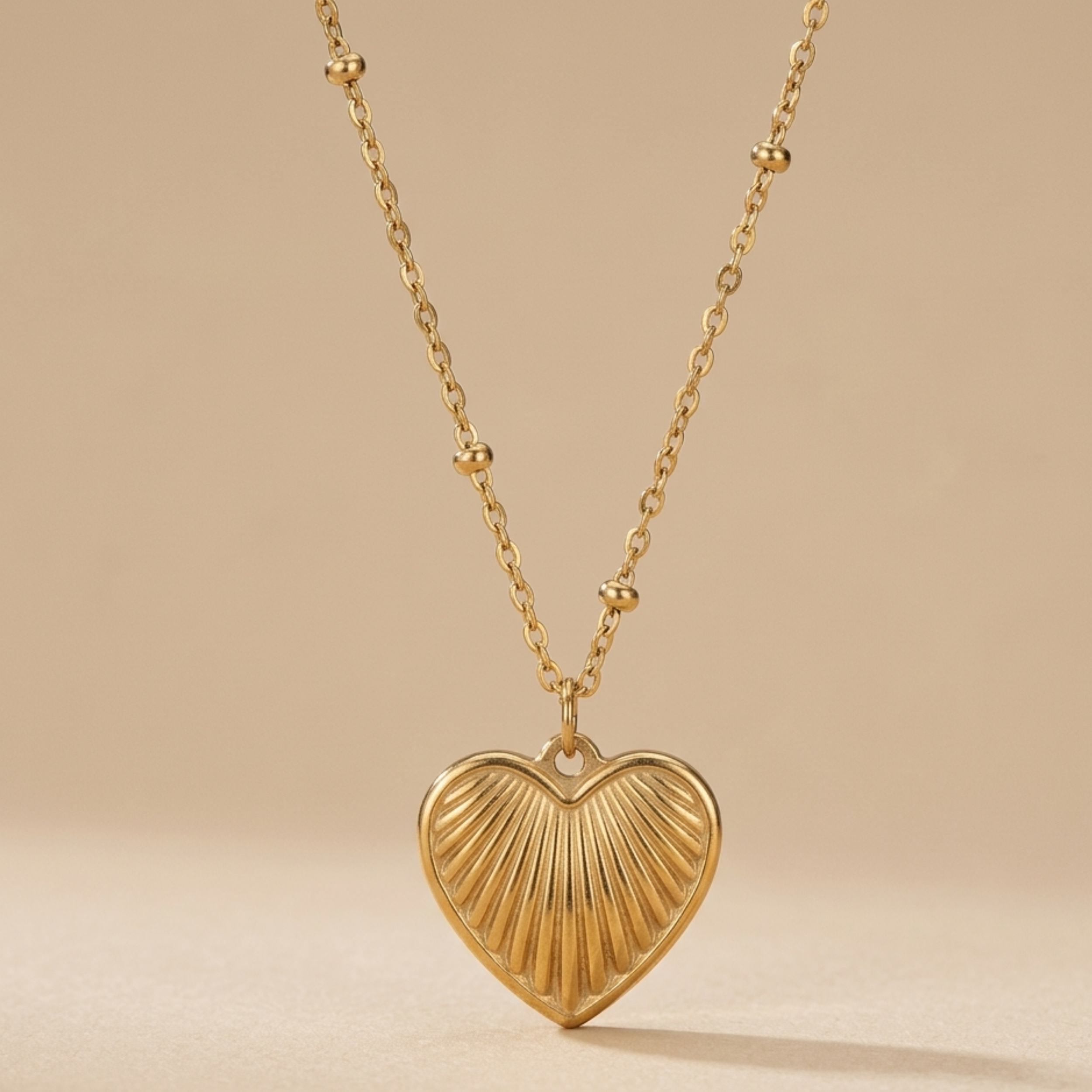 Illuminé Heart Necklace