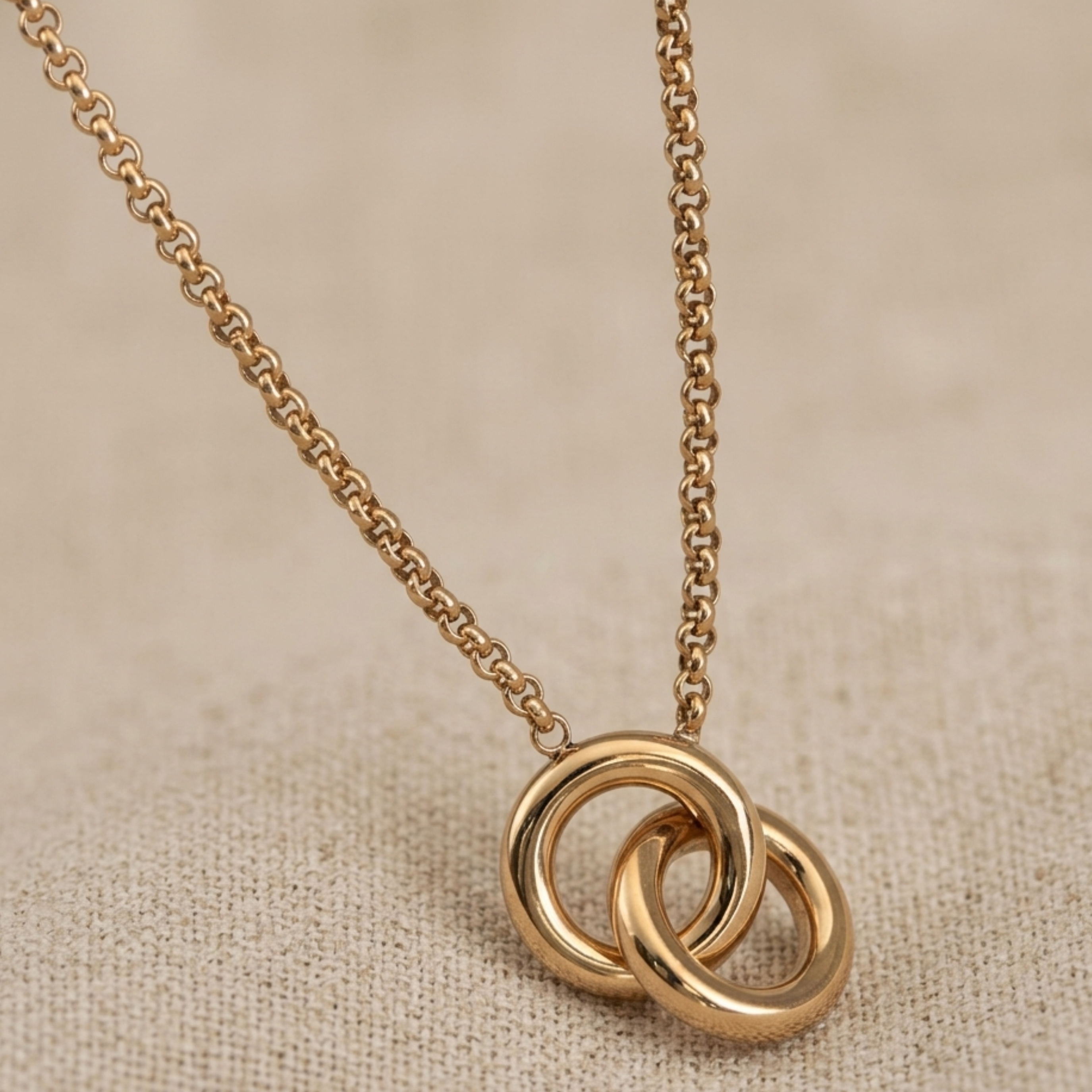 Veloure InterLock Gold Chain Necklace