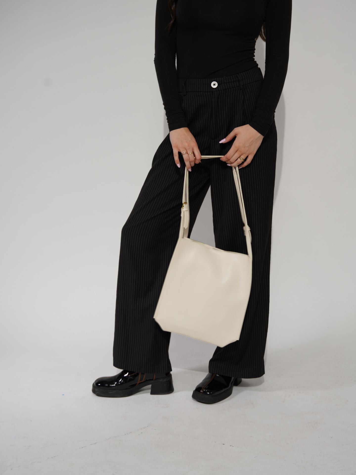 Arya Daily Chic Vegan Leather Shoulder Bag