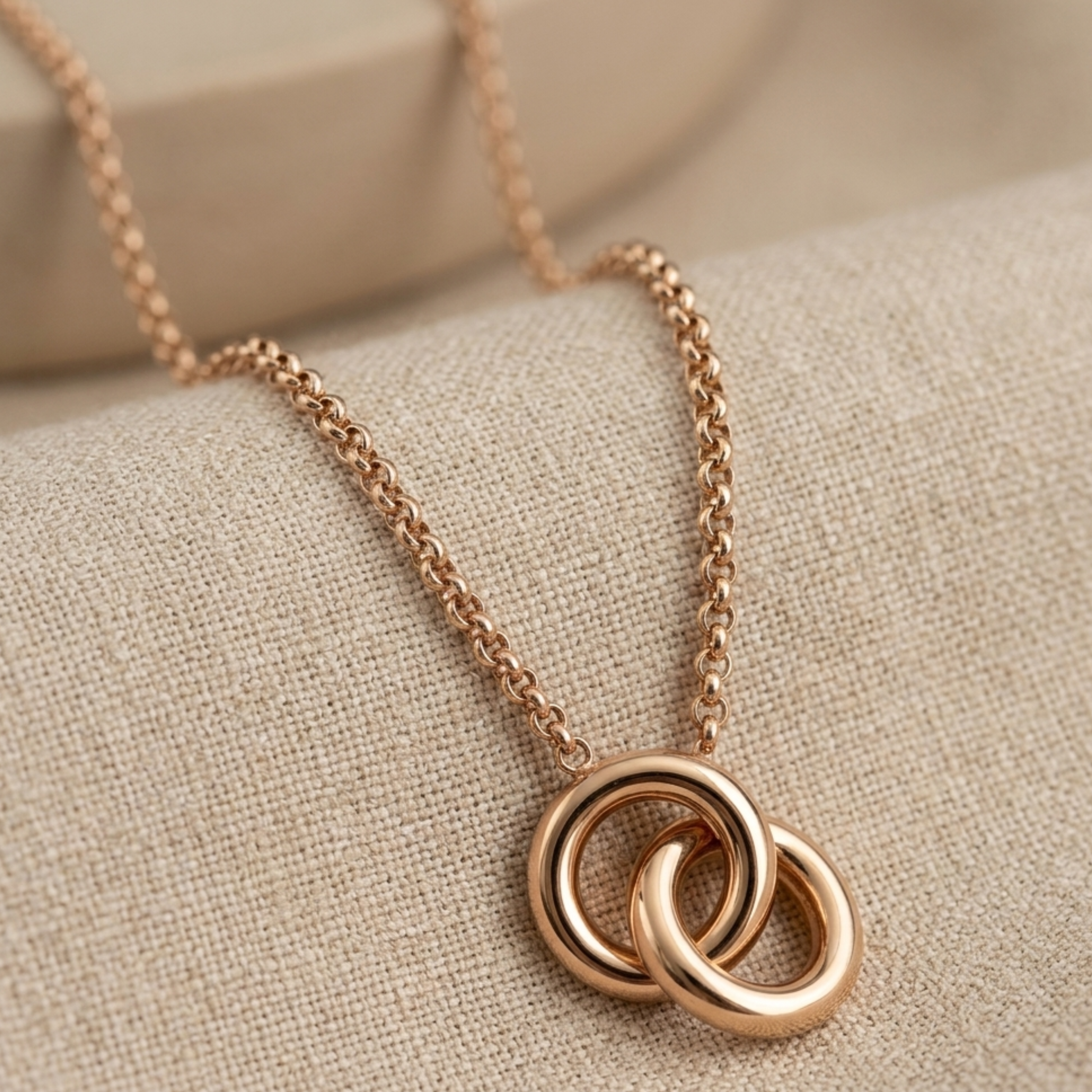 Veloure InterLock Gold Chain Necklace