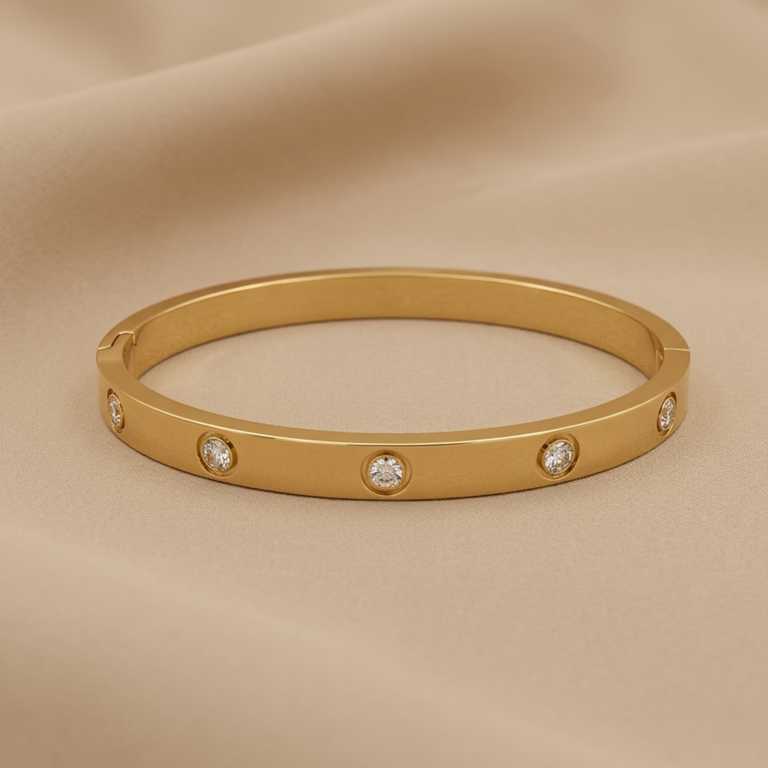 Velindra Luxe Crystal Bangle