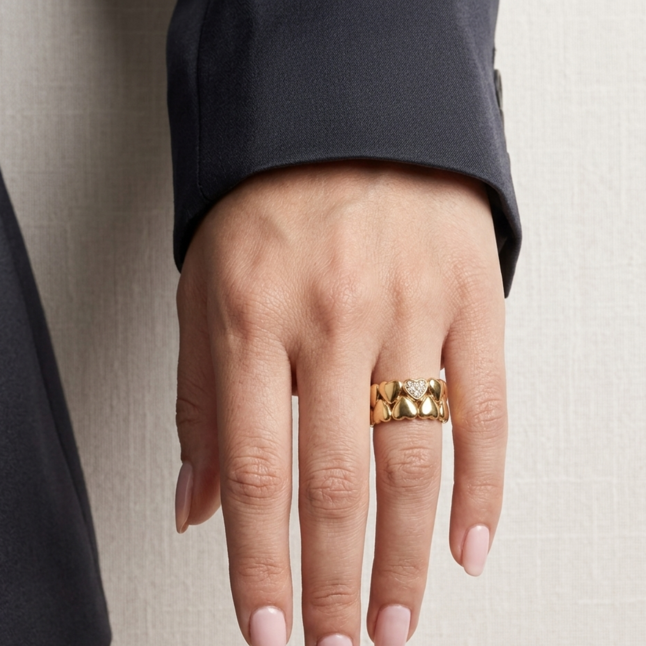 Ashe Heartlight Gold Band