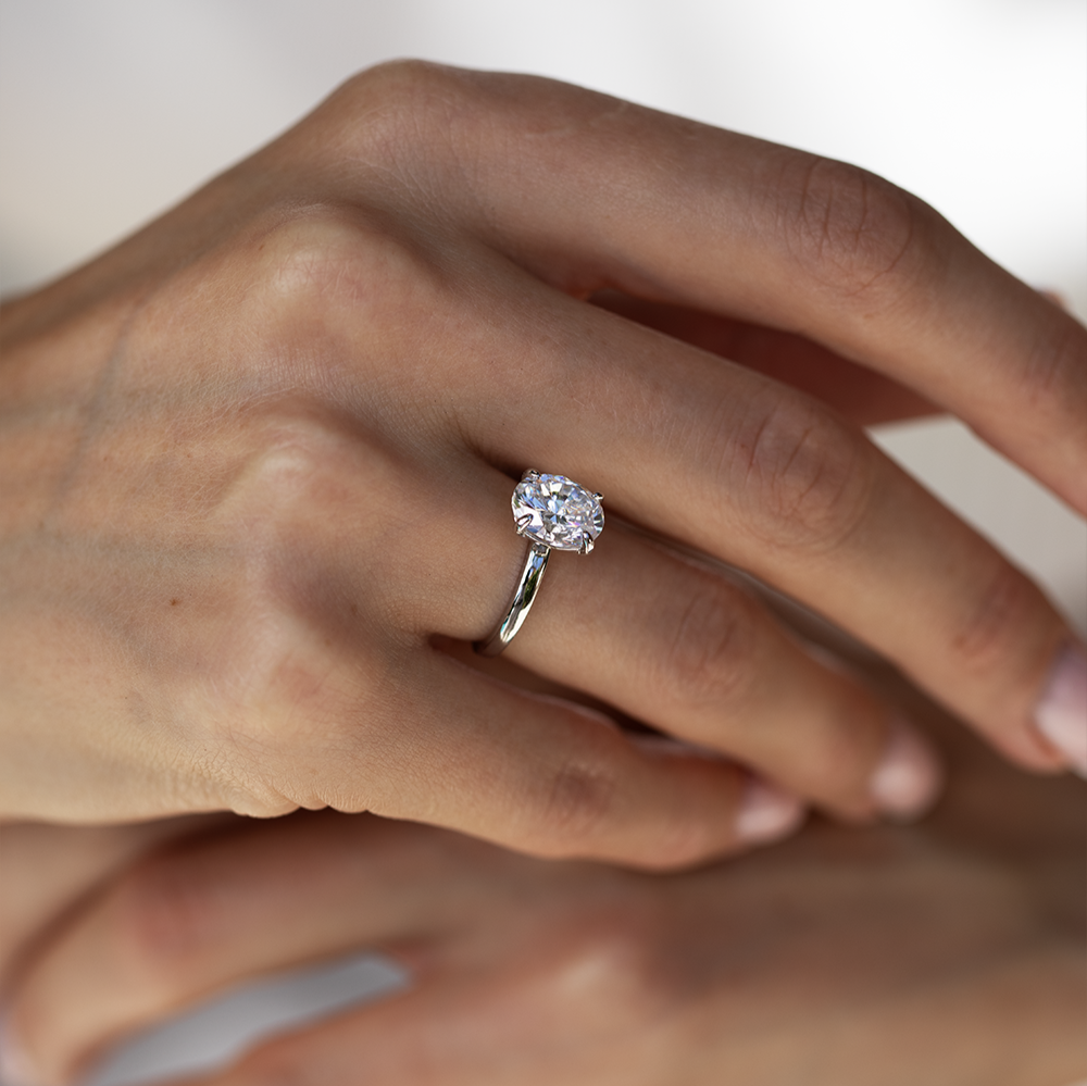 Lustrous Moissanite Elegance Ring