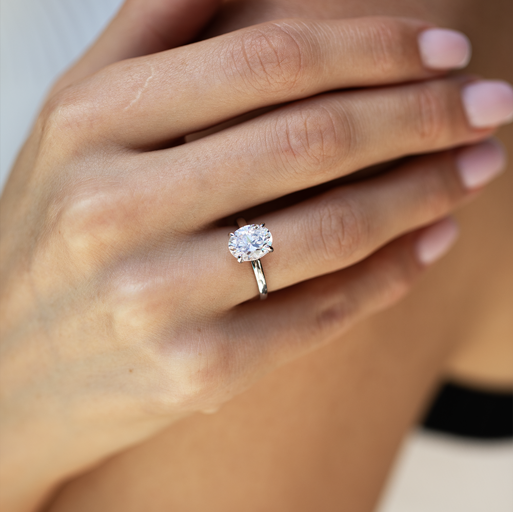 Lustrous Moissanite Elegance Ring