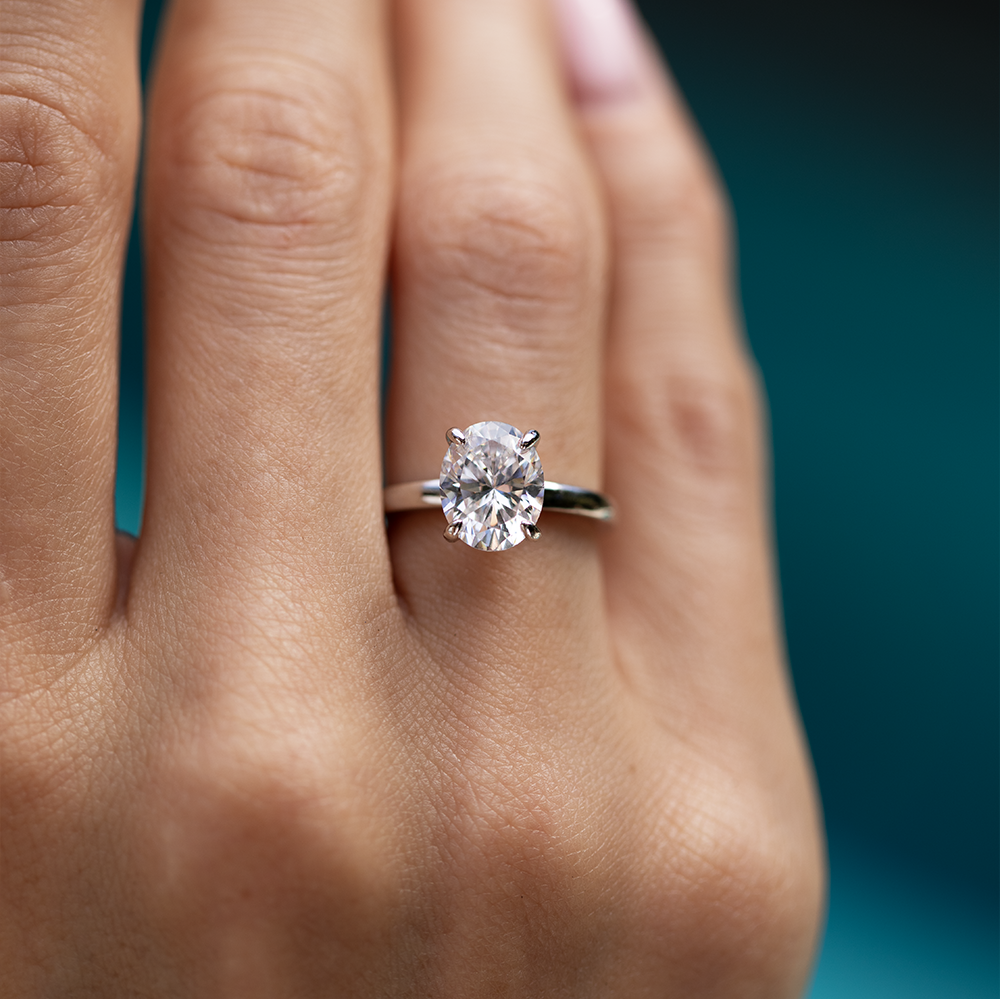 Lustrous Moissanite Elegance Ring