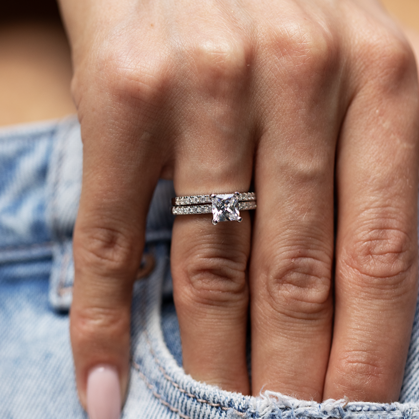Luminous Promise Moissanite Engagement Ring Set