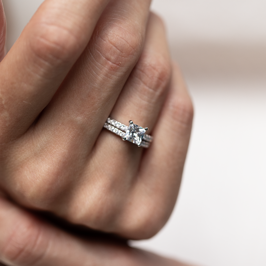 Luminous Promise Moissanite Engagement Ring Set