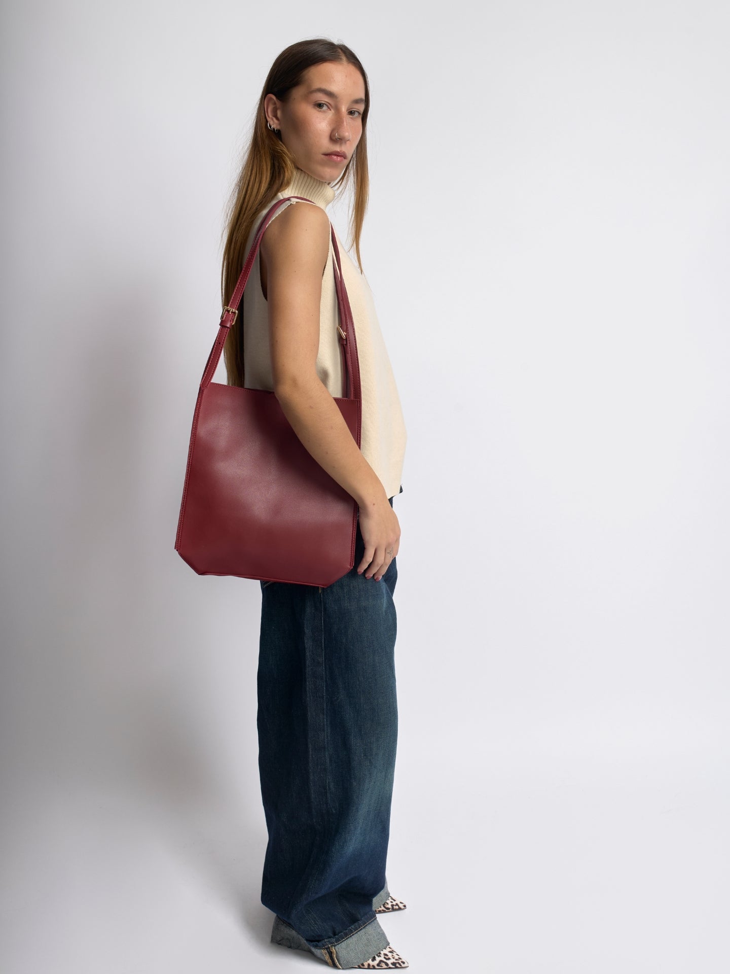 Arya Daily Chic Vegan Leather Shoulder Bag
