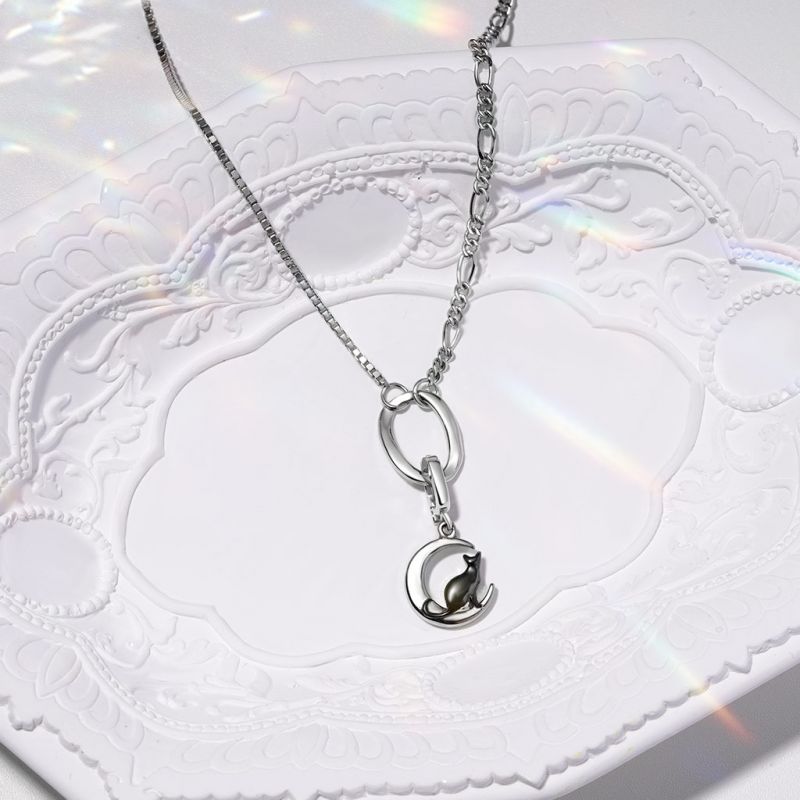 Eternal Elegance Asymmetric Oval Link Necklace