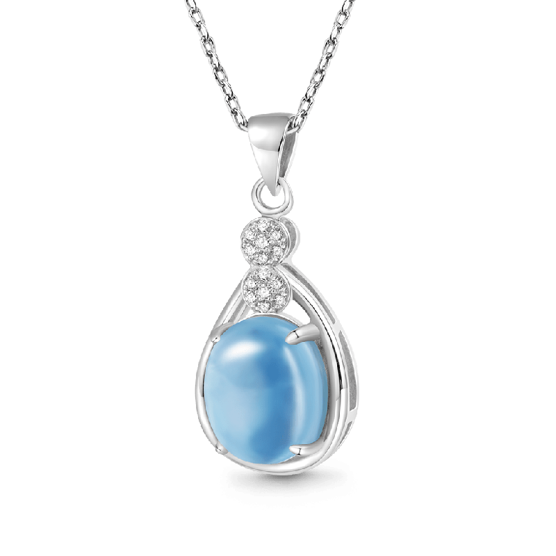 Ocean's Embrace Natural Aquamarine Pendant Necklace