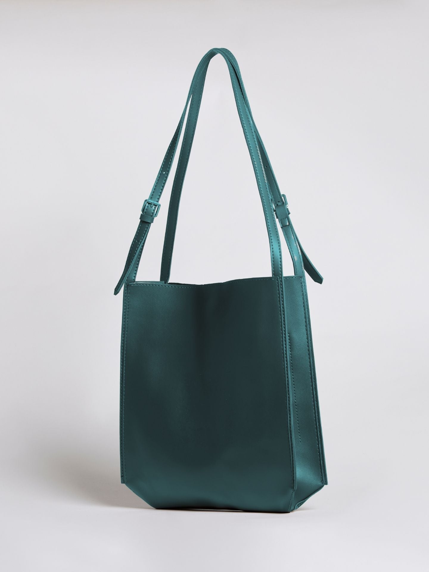 Arya Daily Chic Vegan Leather Shoulder Bag