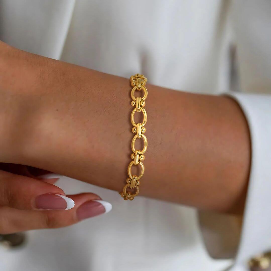 18K Gold Plated Oval Link Bracelet – Bold & Elegant Chain Jewelry