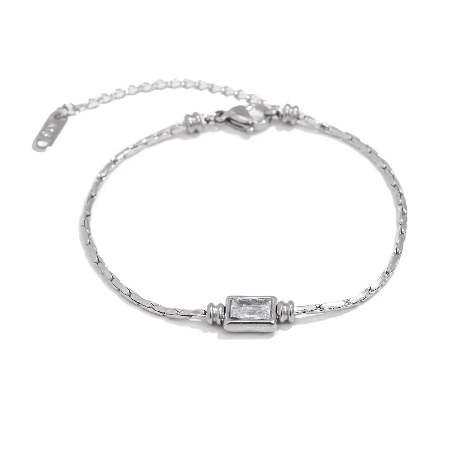 Minimalist Callie Crystal Pendant Bracelet – Gold & Silver Adjustable