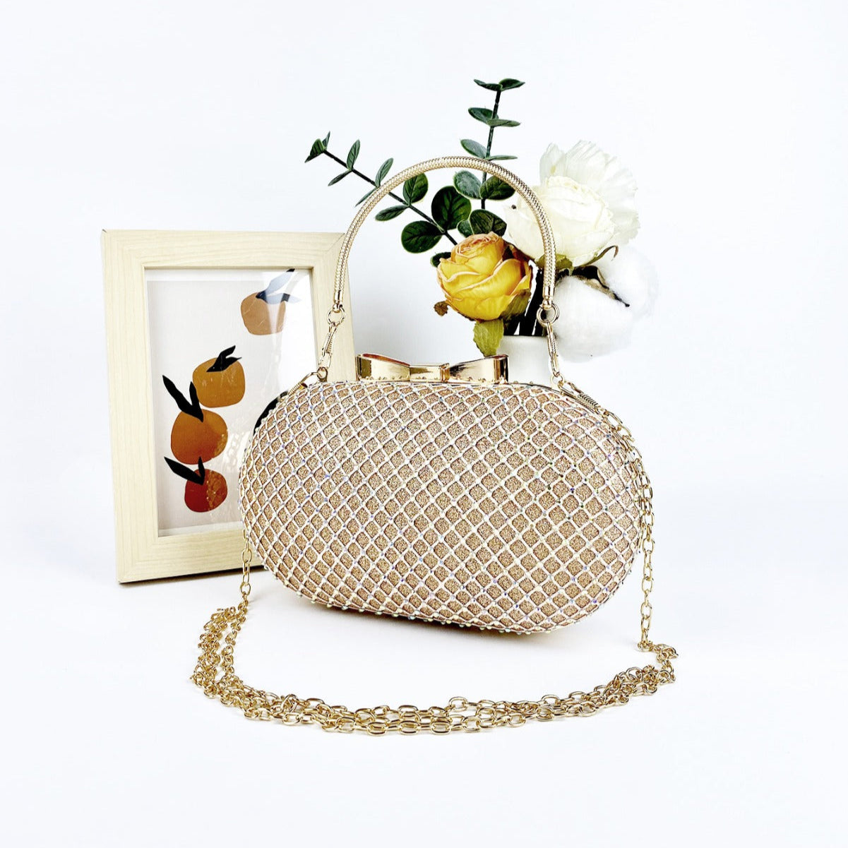 Aurora Glam Bow Clutch-Gold Elegance Edition