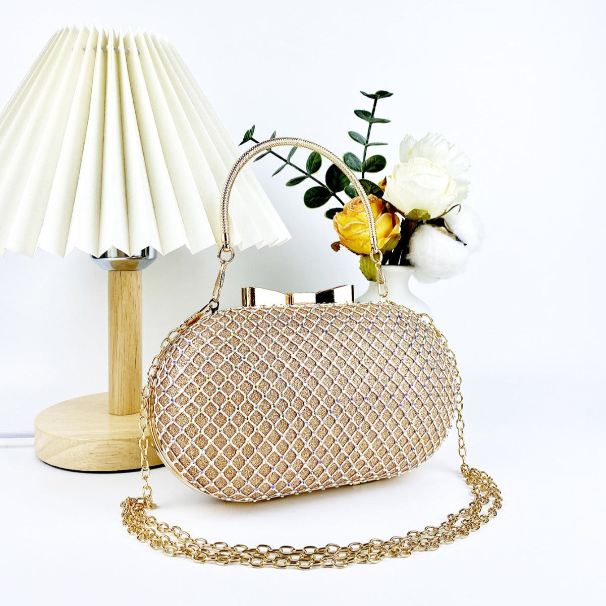 Aurora Glam Bow Clutch-Gold Elegance Edition