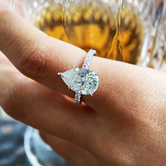 Timeless Glow Moissanite Ring
