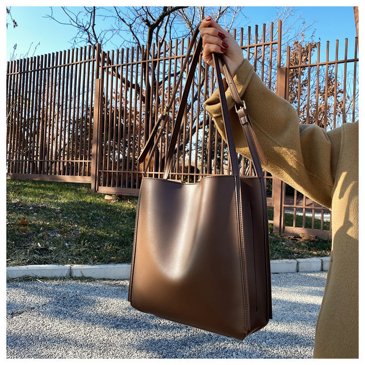 Alora Cuadrado Minimalist Crossbody Tote