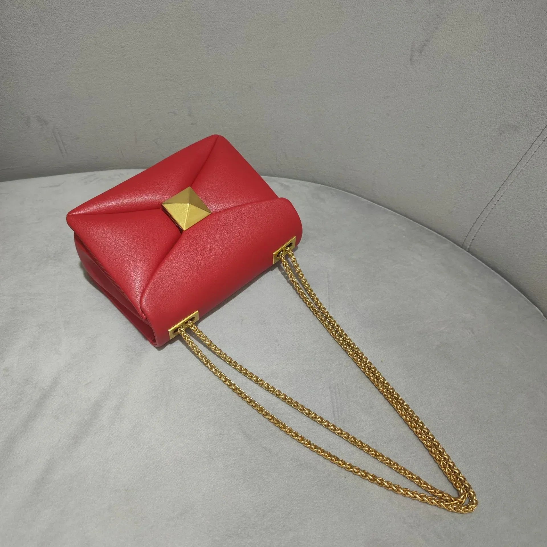 Urban Elegance Convertible Leather Crossbody Bag
