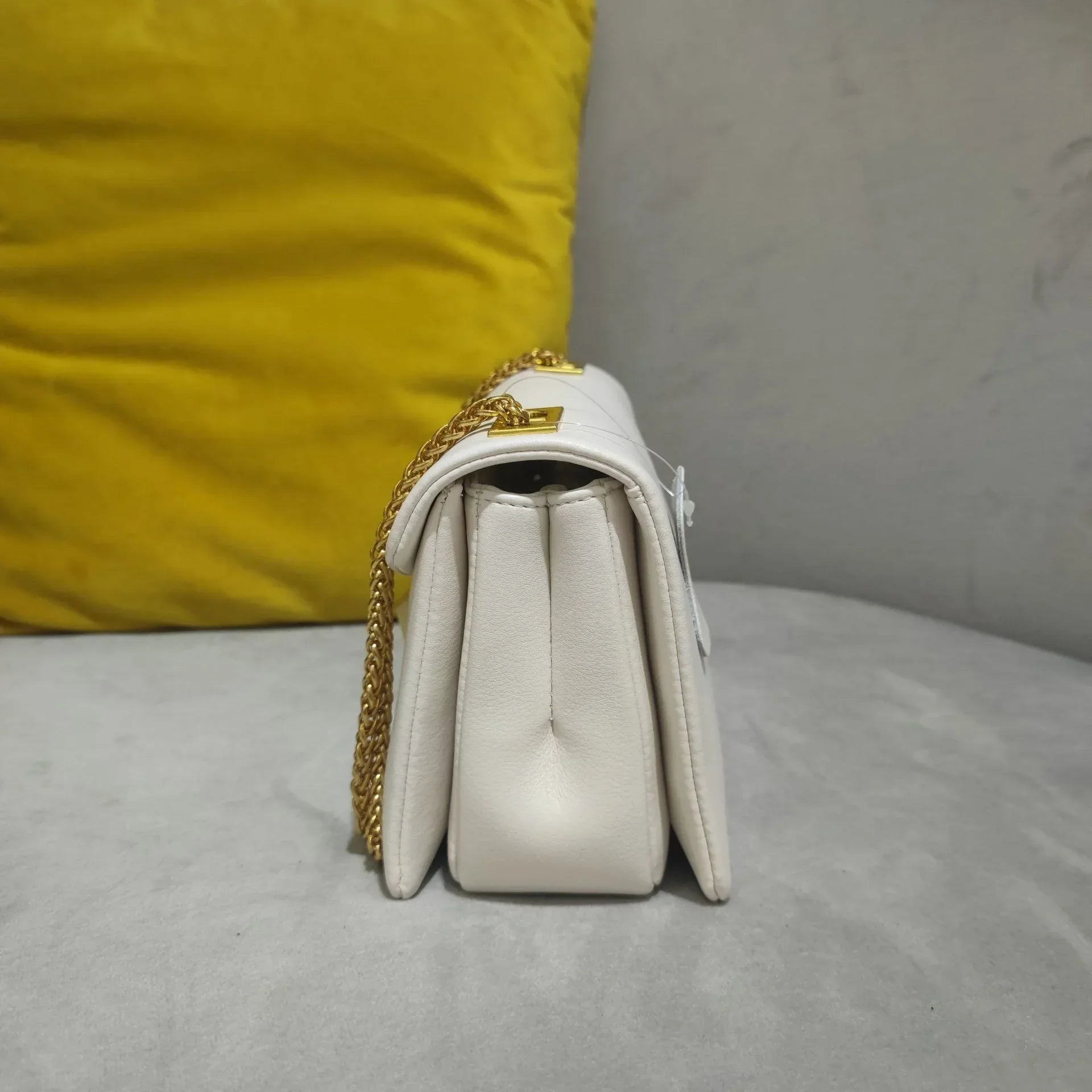 Urban Elegance Convertible Leather Crossbody Bag