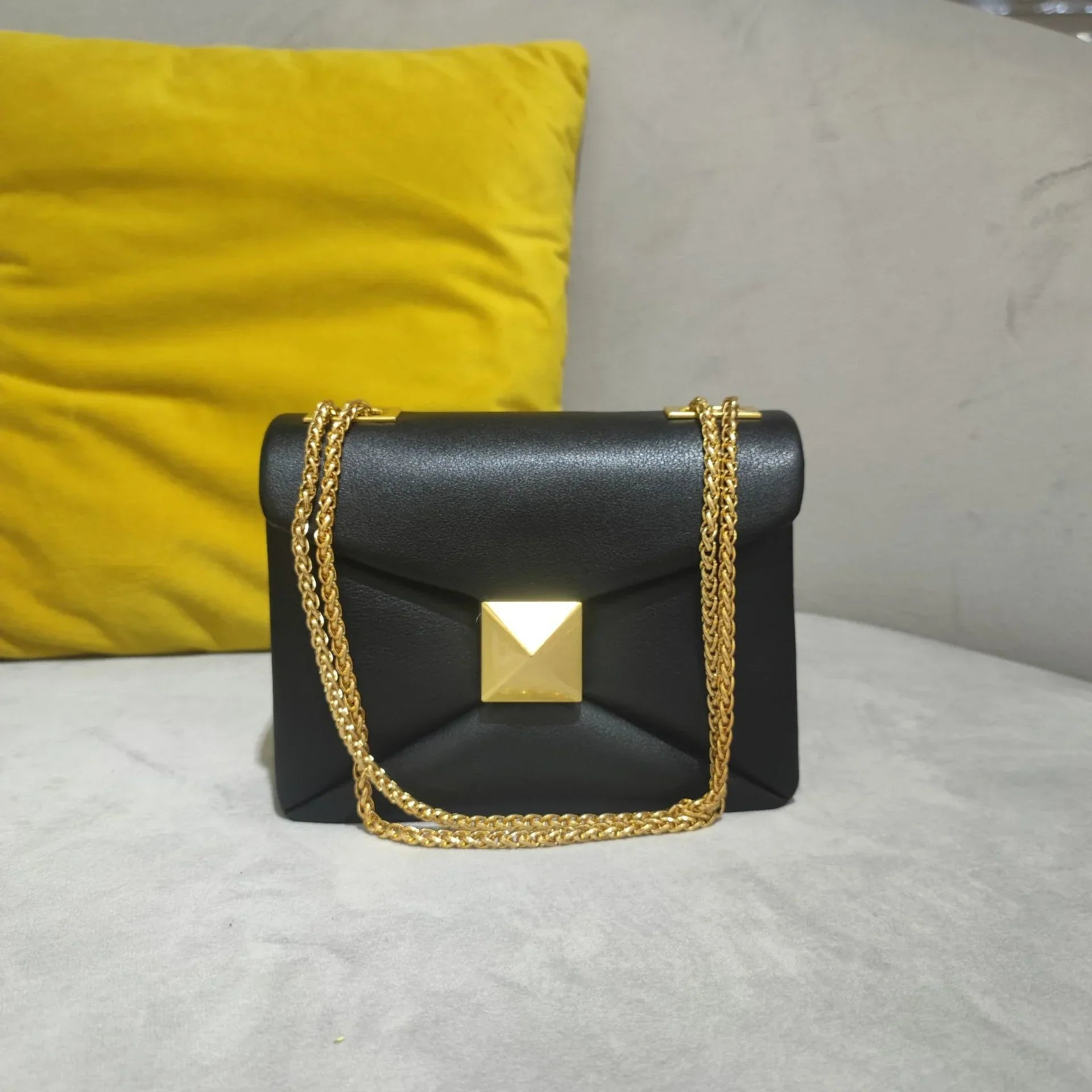 Urban Elegance Convertible Leather Crossbody Bag