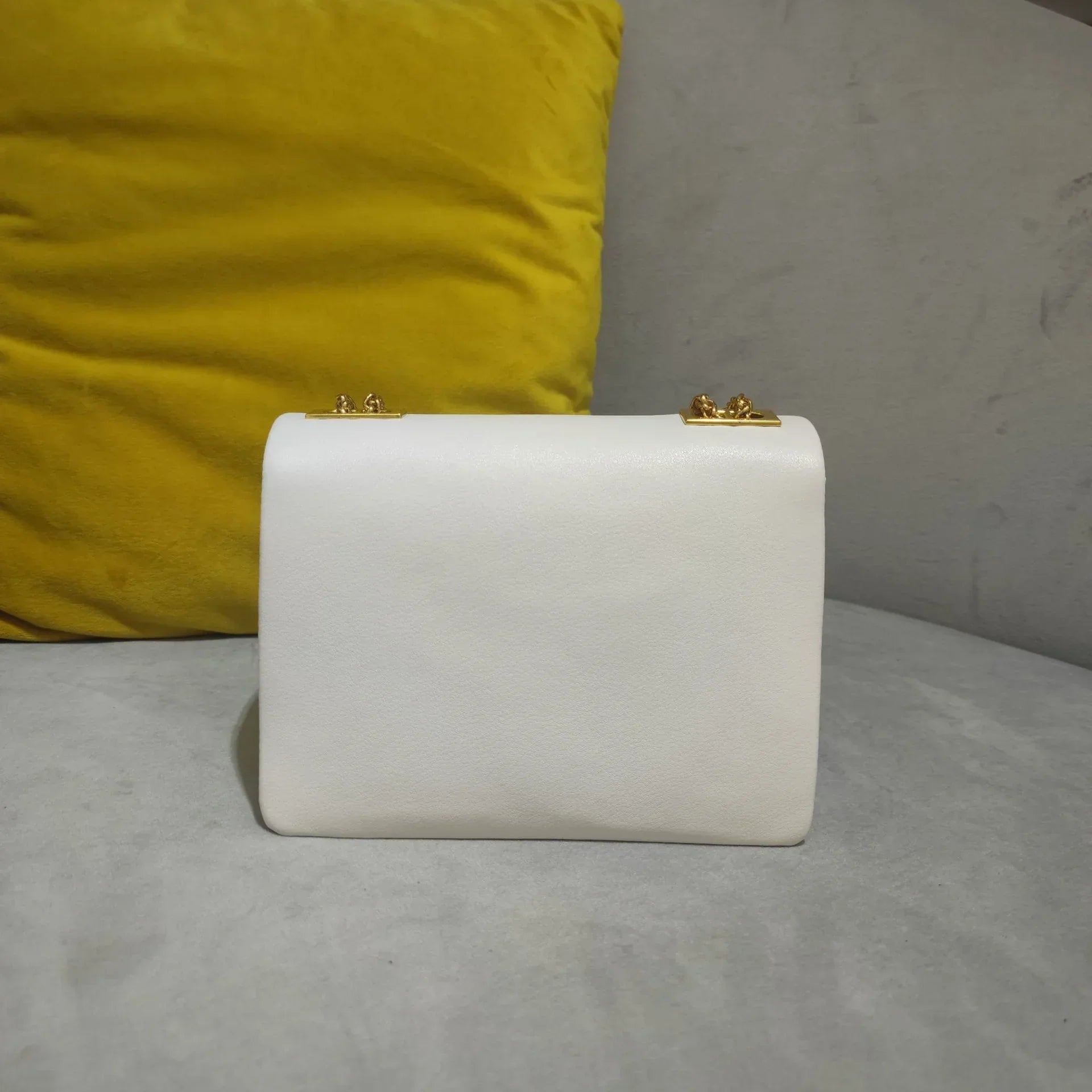 Urban Elegance Convertible Leather Crossbody Bag