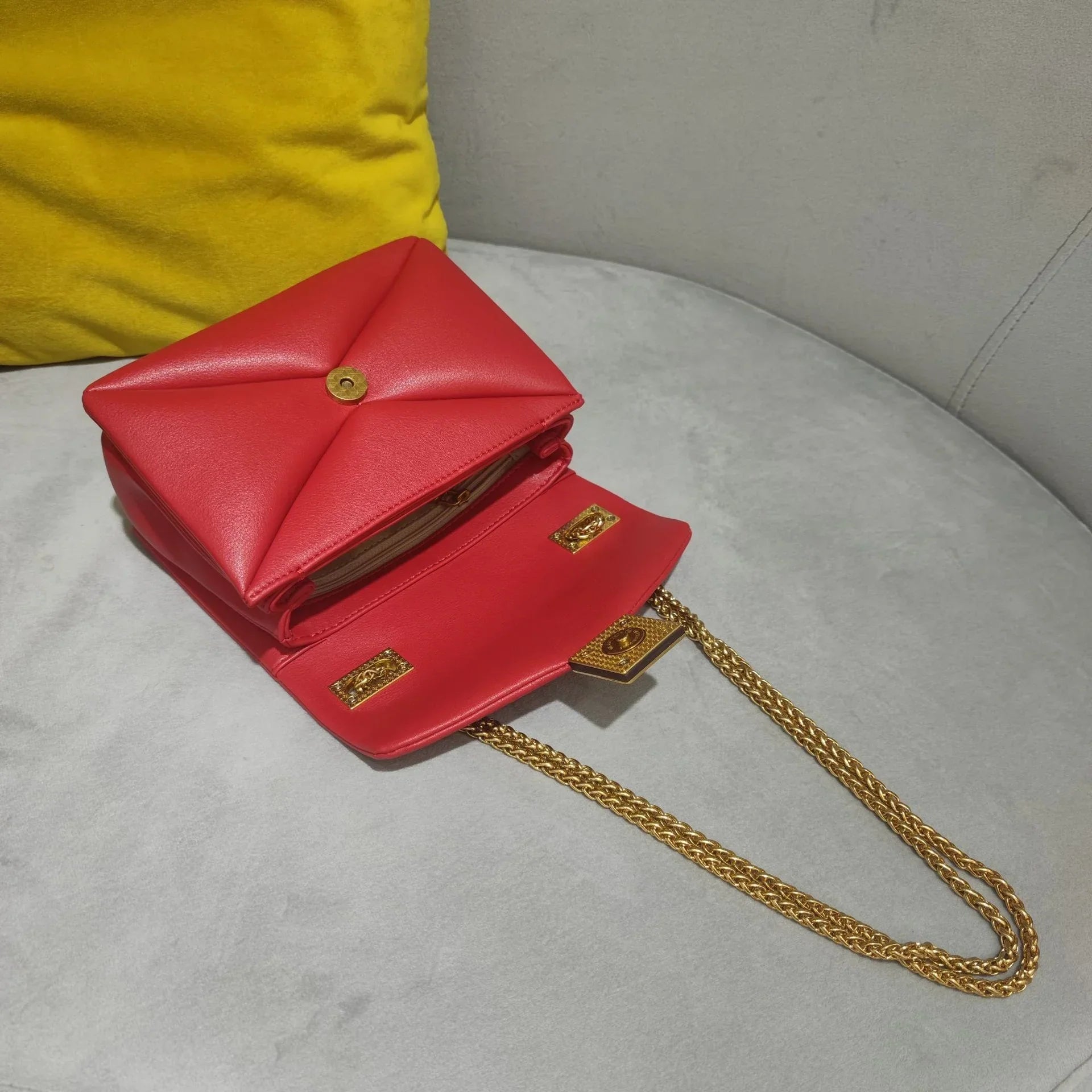 Urban Elegance Convertible Leather Crossbody Bag