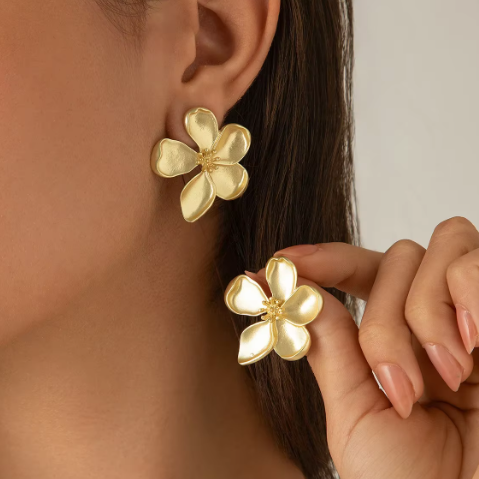 Elegant Metallic Flower Stud Earrings for Women