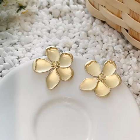 Elegant Metallic Flower Stud Earrings for Women