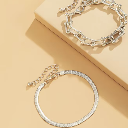2-in-1 Elegant Bracelet and Hoop Link Chain Jewelry Set – Perfect for Any Occasion