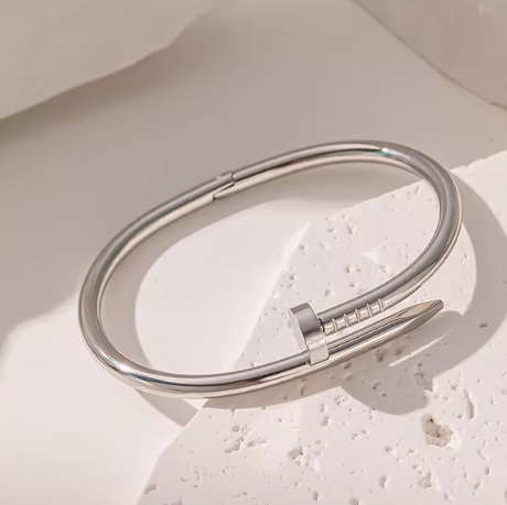 Dazzling Nail Style Non-Fading and High-Quality Bracelet