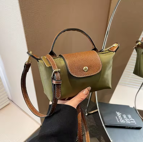 Essentials Mini Leather Pouch