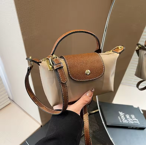 Essentials Mini Leather Pouch