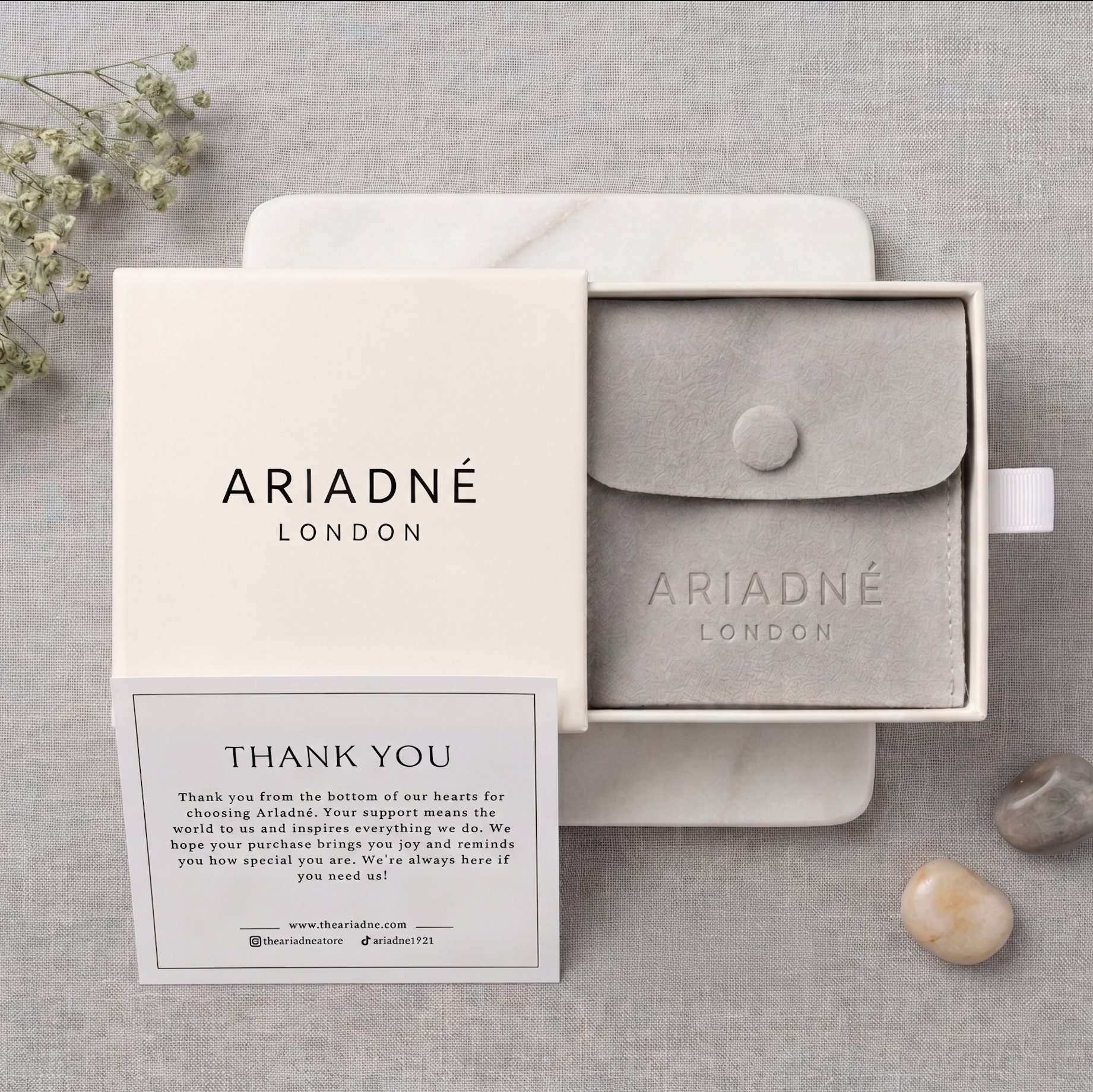 Ariadné Free Jewellery Box
