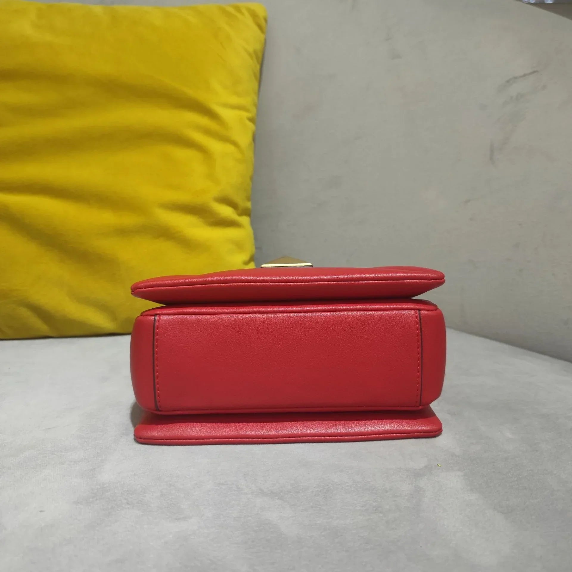 Urban Elegance Convertible Leather Crossbody Bag
