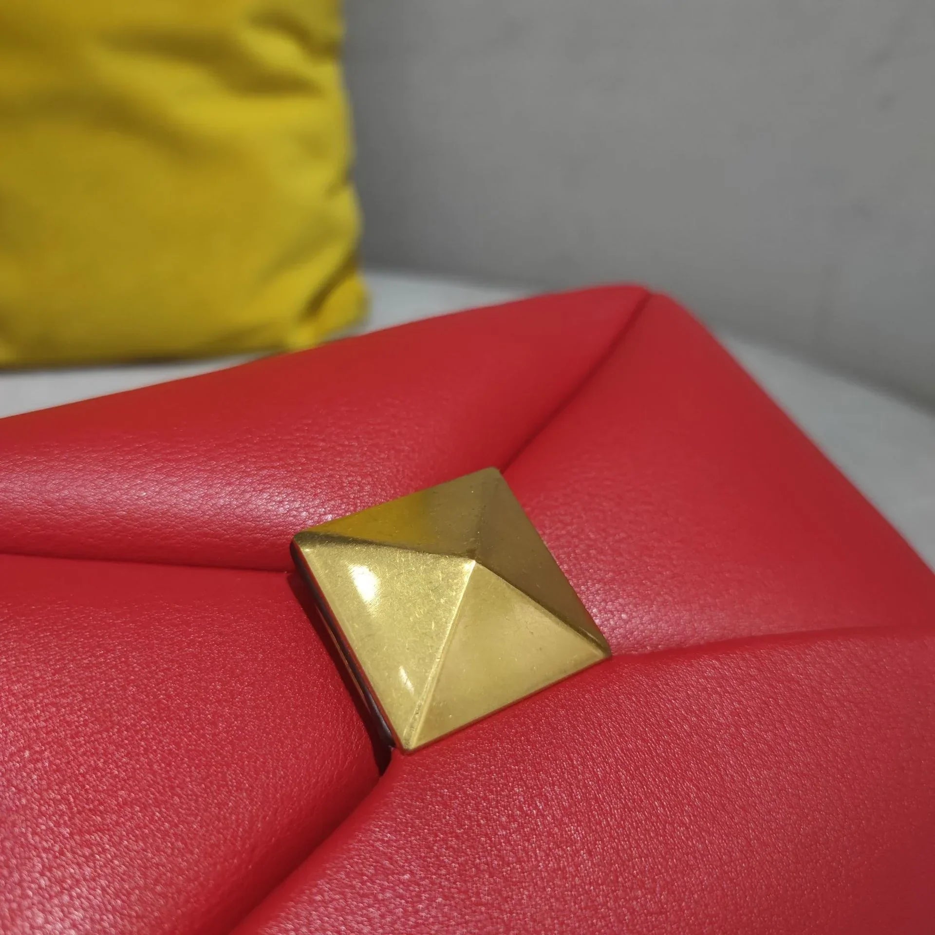 Urban Elegance Convertible Leather Crossbody Bag