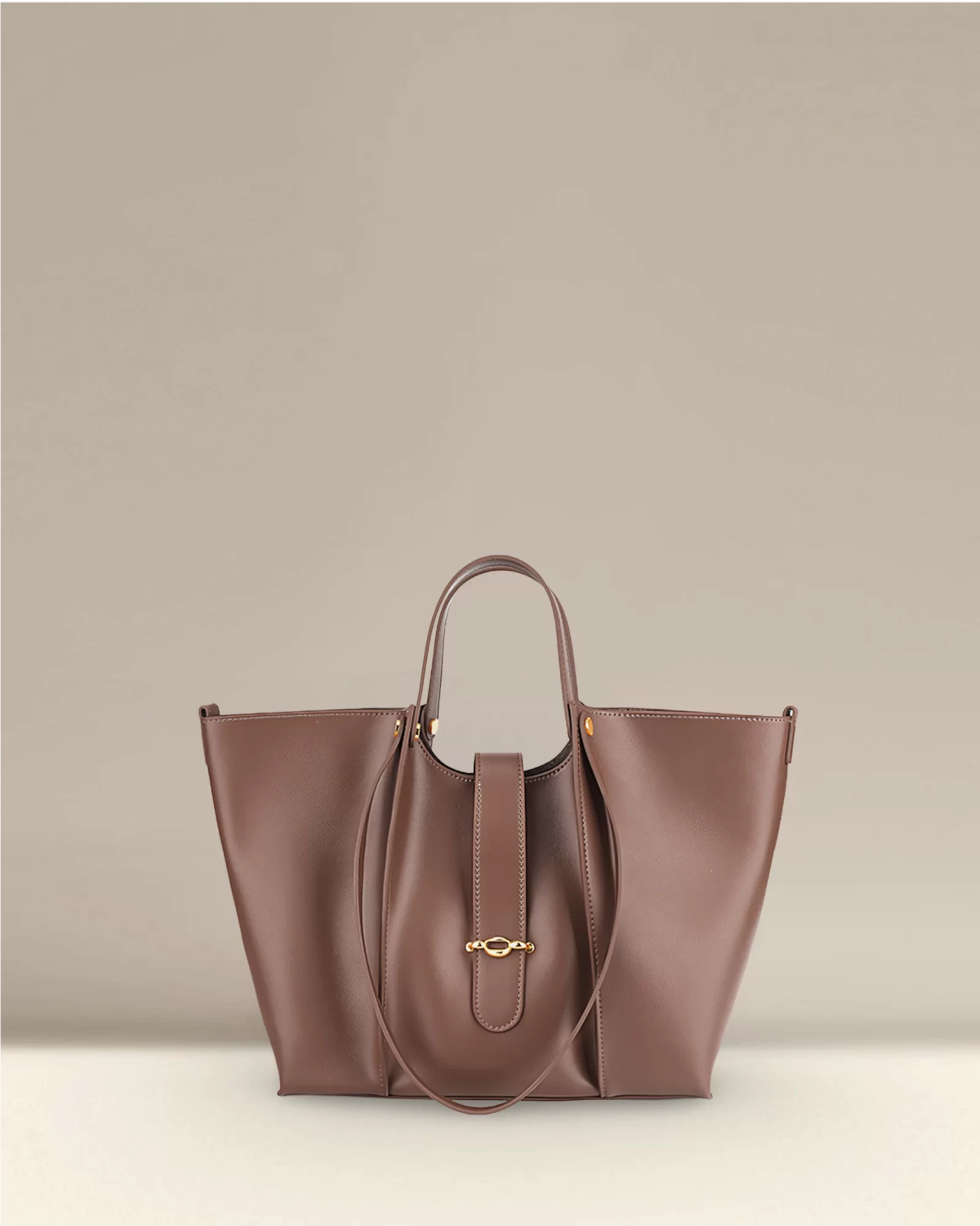 Elegant Versatility Leather Bucket Tote
