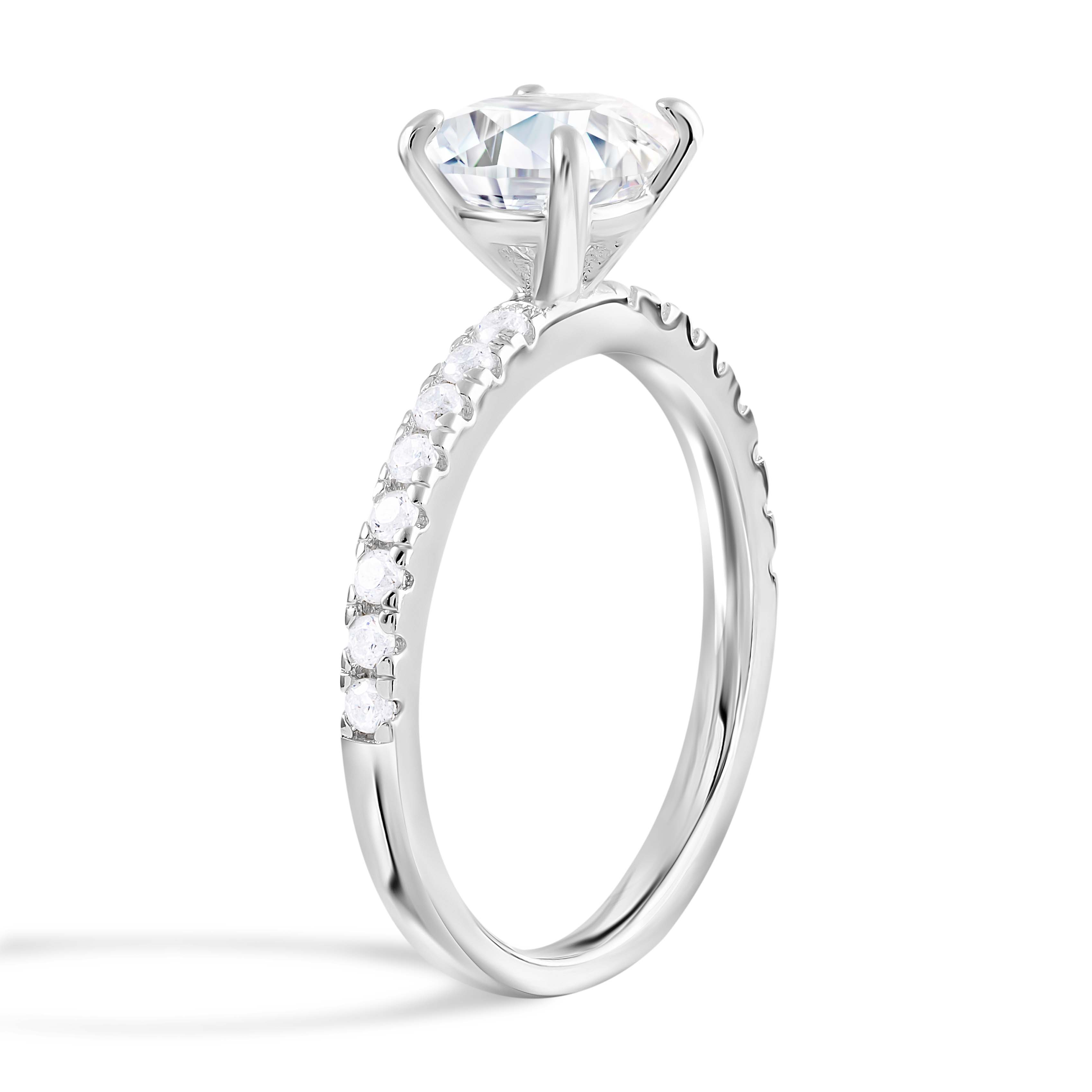 Exquisite Precious Metal Ring with Brilliant Center Stone
