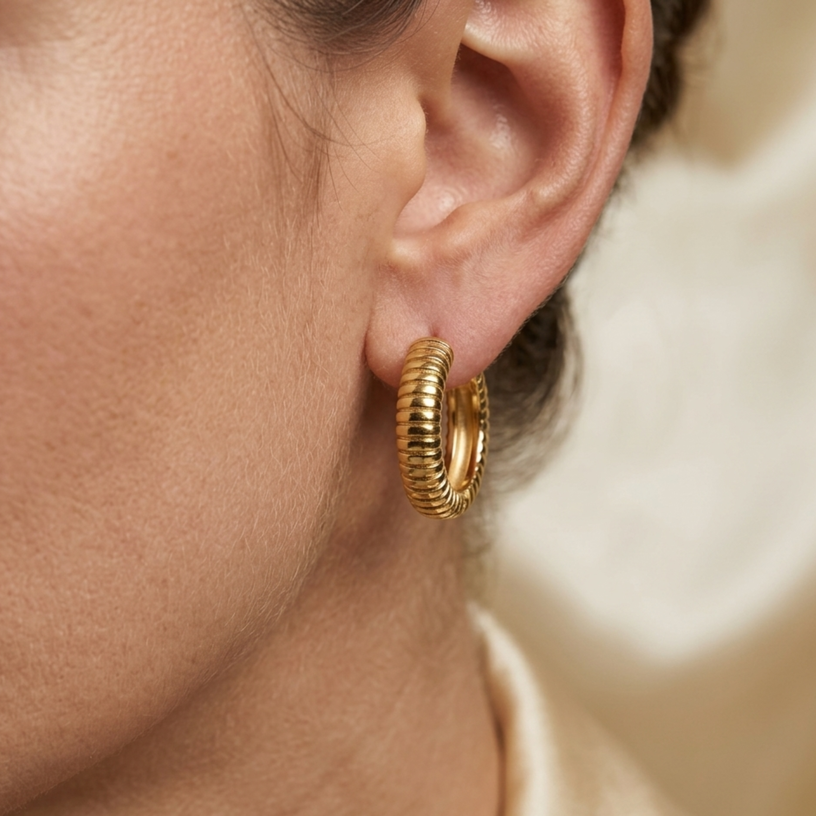 Jovelle Classic Textured Hoops