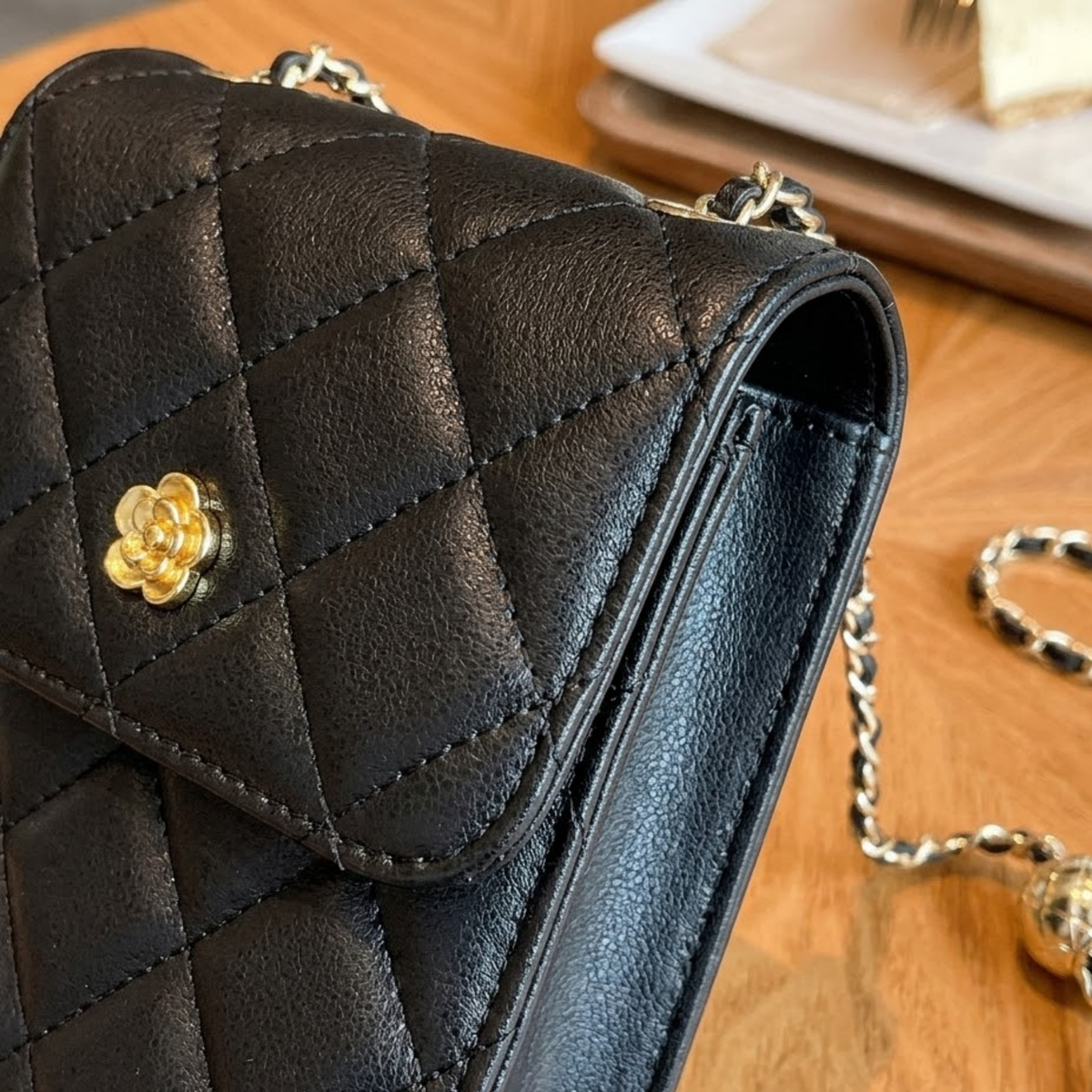 Borsa a tracolla mini con catena in vera pelle Celesthée