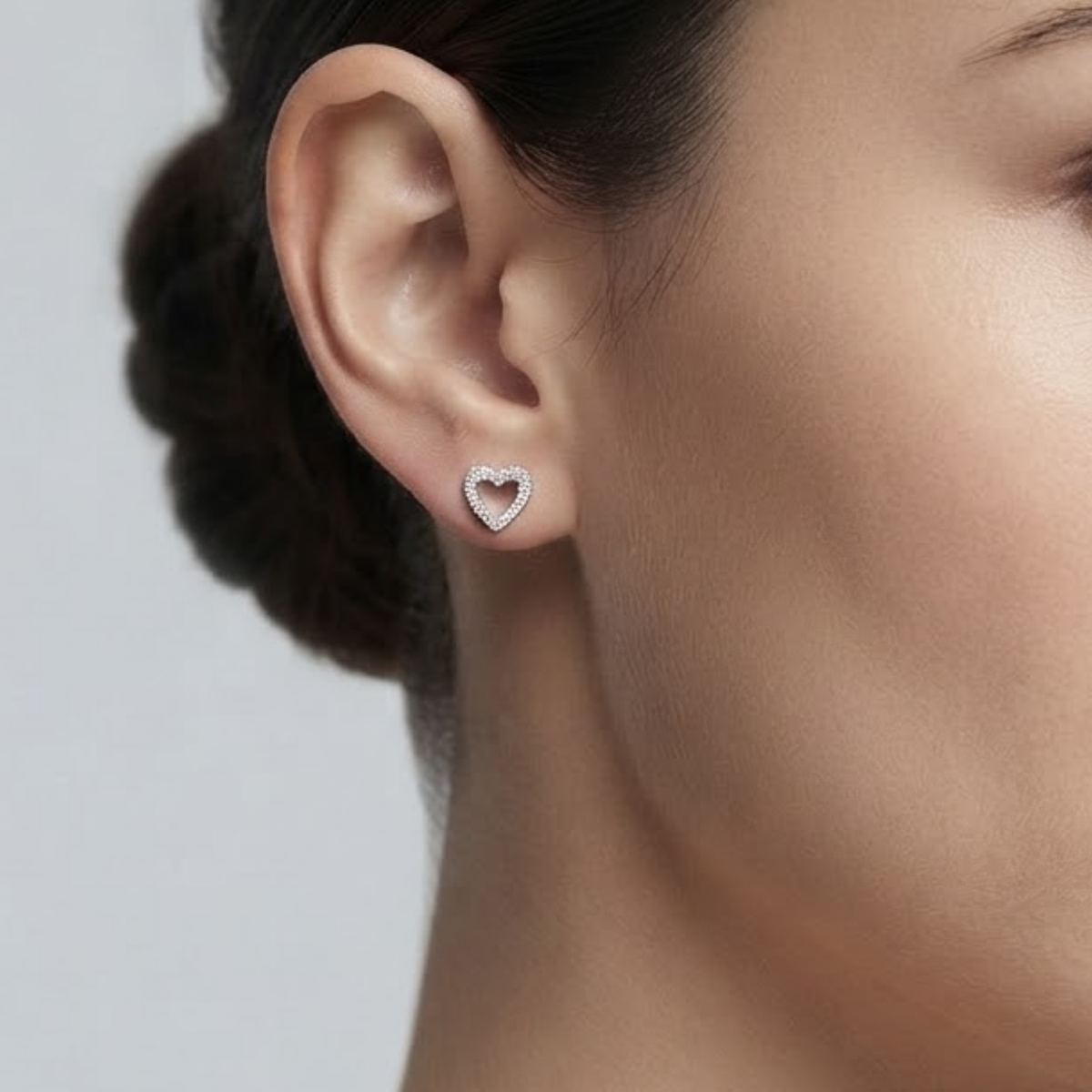 Amoura Grande Heart Stud Earrings