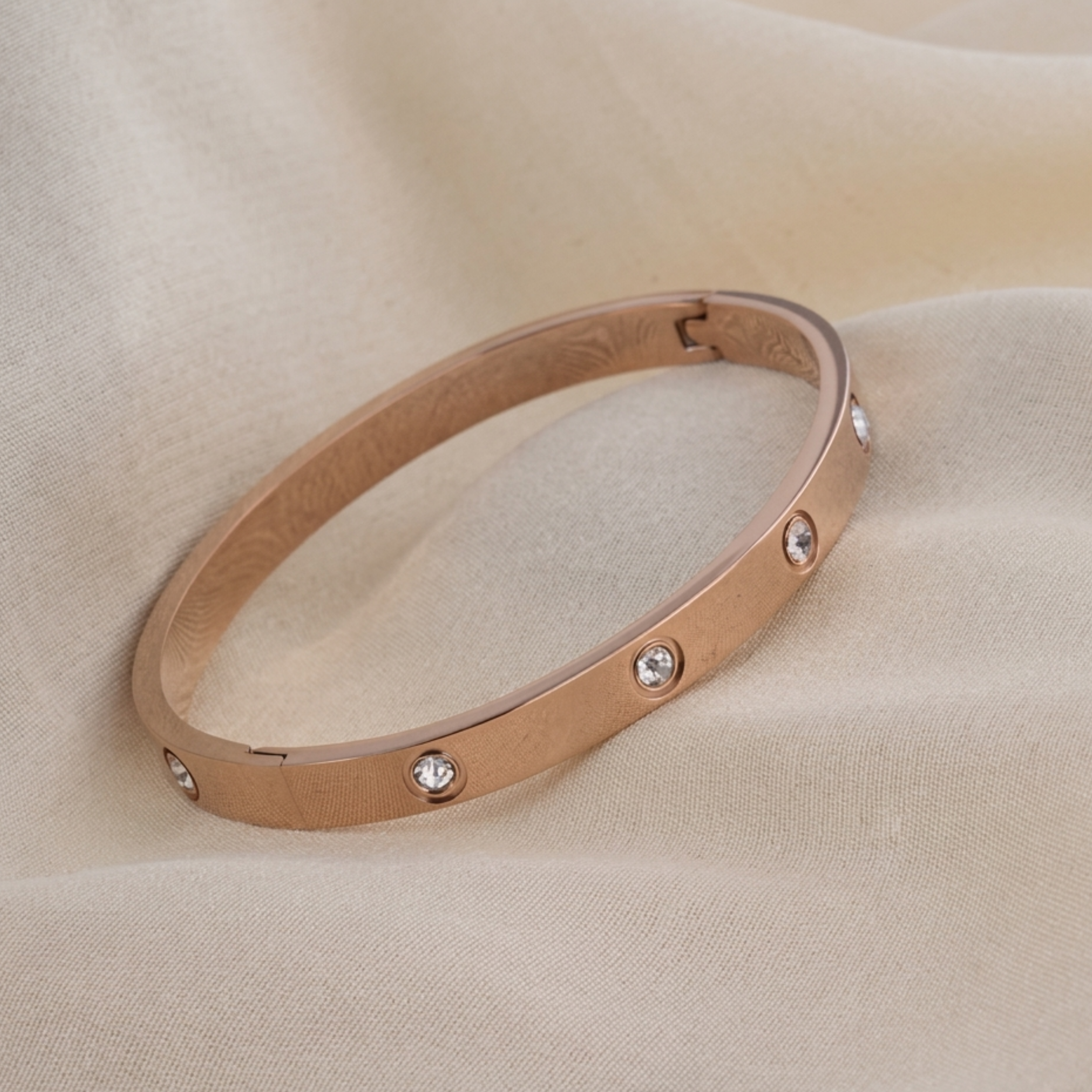 Velindra Luxe Crystal Bangle