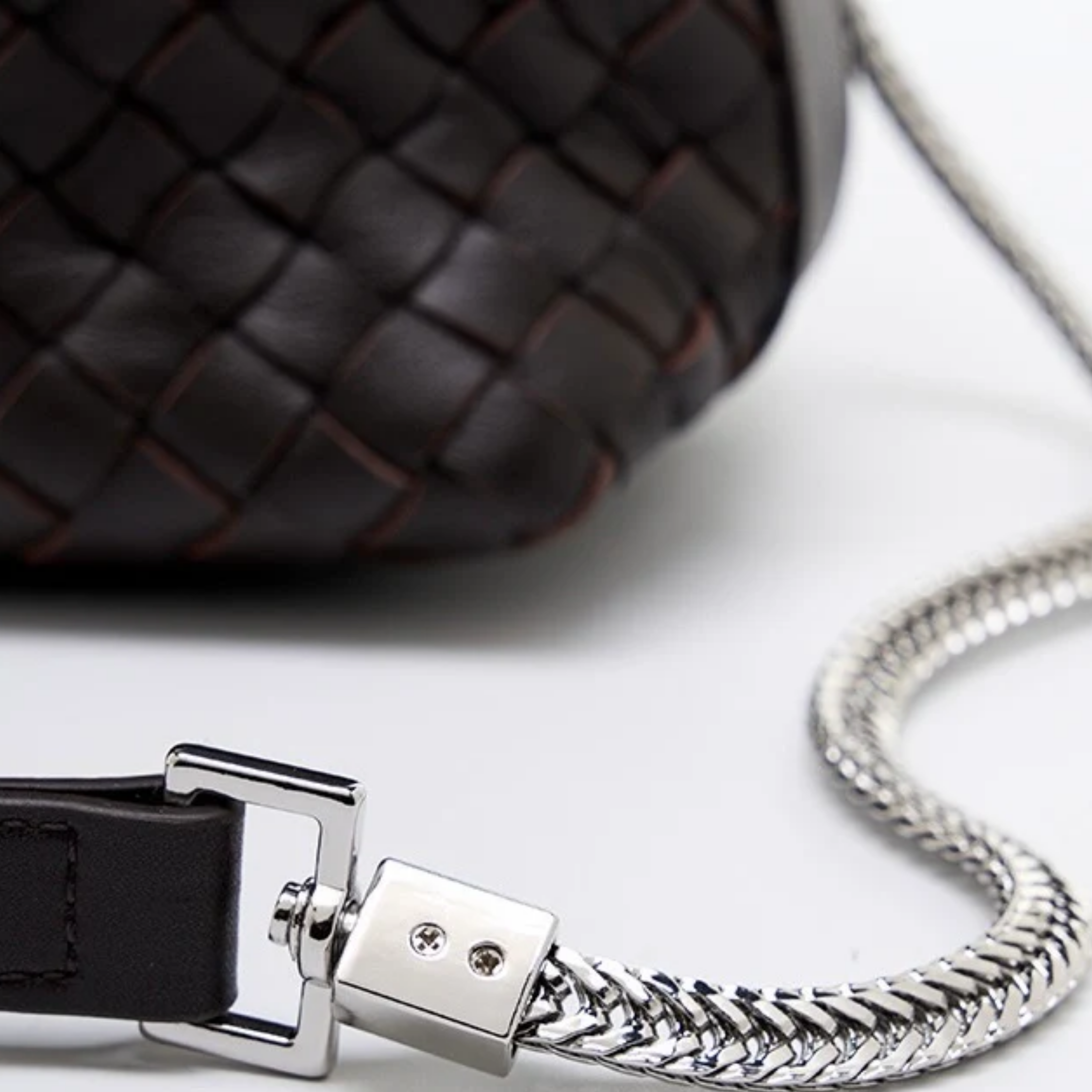 Elaréa Genuine Sheepskin Leather Woven Clutch Bag with Chain Strap