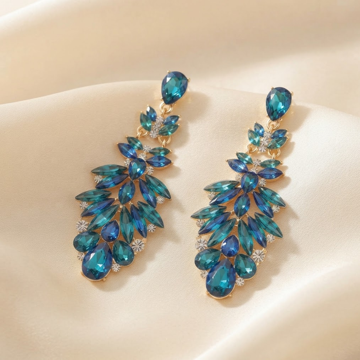 Raemielle Elegant Crystal Earrings