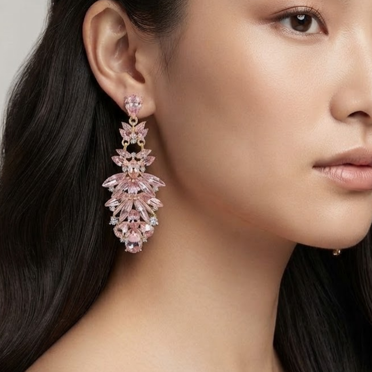 Raemielle Elegant Crystal Earrings