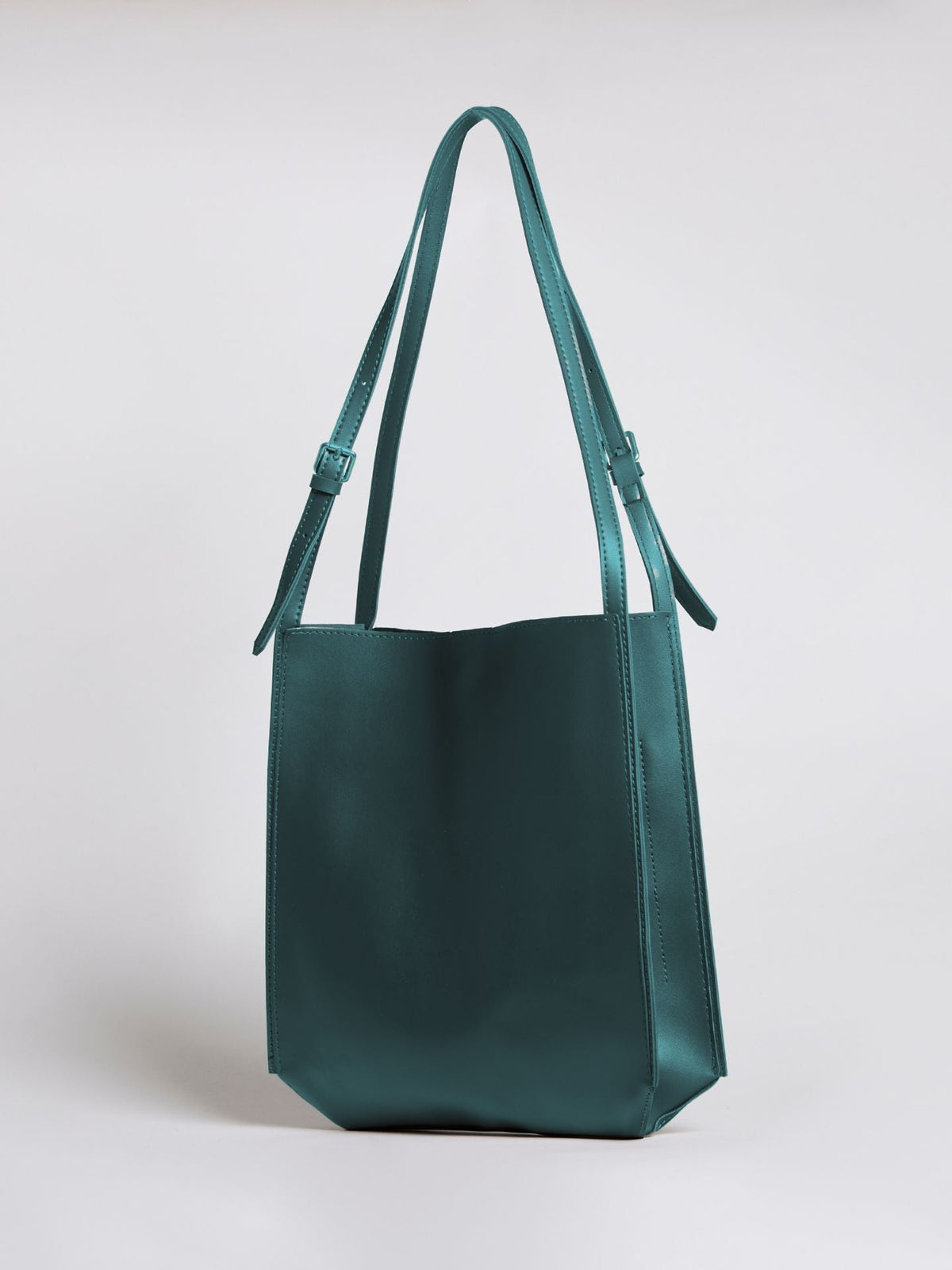 Arya Daily Chic Vegan Leather Shoulder Bag